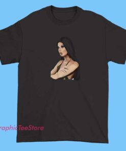 A stylish t-shirt featuring Naomi Smalls' name and graphic design, perfect for fans of the drag performer.