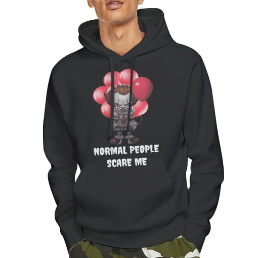 Hoodie Black Pennywise Normal People Scare Me Sweatshirt