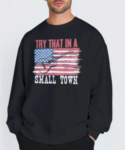 Sweatshirt Black Flag Guitar Line Try That in a Small Town