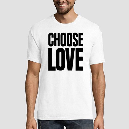 T shirt White Funeral Caroline Flack I Choose Love Sweatshirt